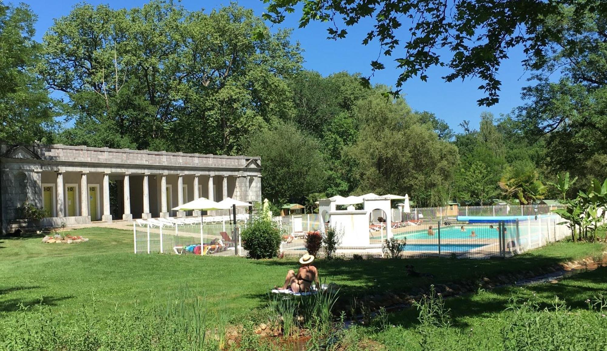 Camping 3 Etoiles - Piscine Chauffee - Vue Montagne Saint-Girons  Luaran gambar