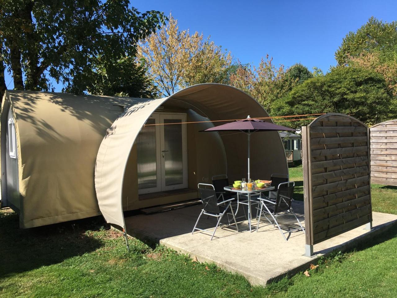 Camping 3 Etoiles - Piscine Chauffee - Vue Montagne Saint-Girons  Luaran gambar