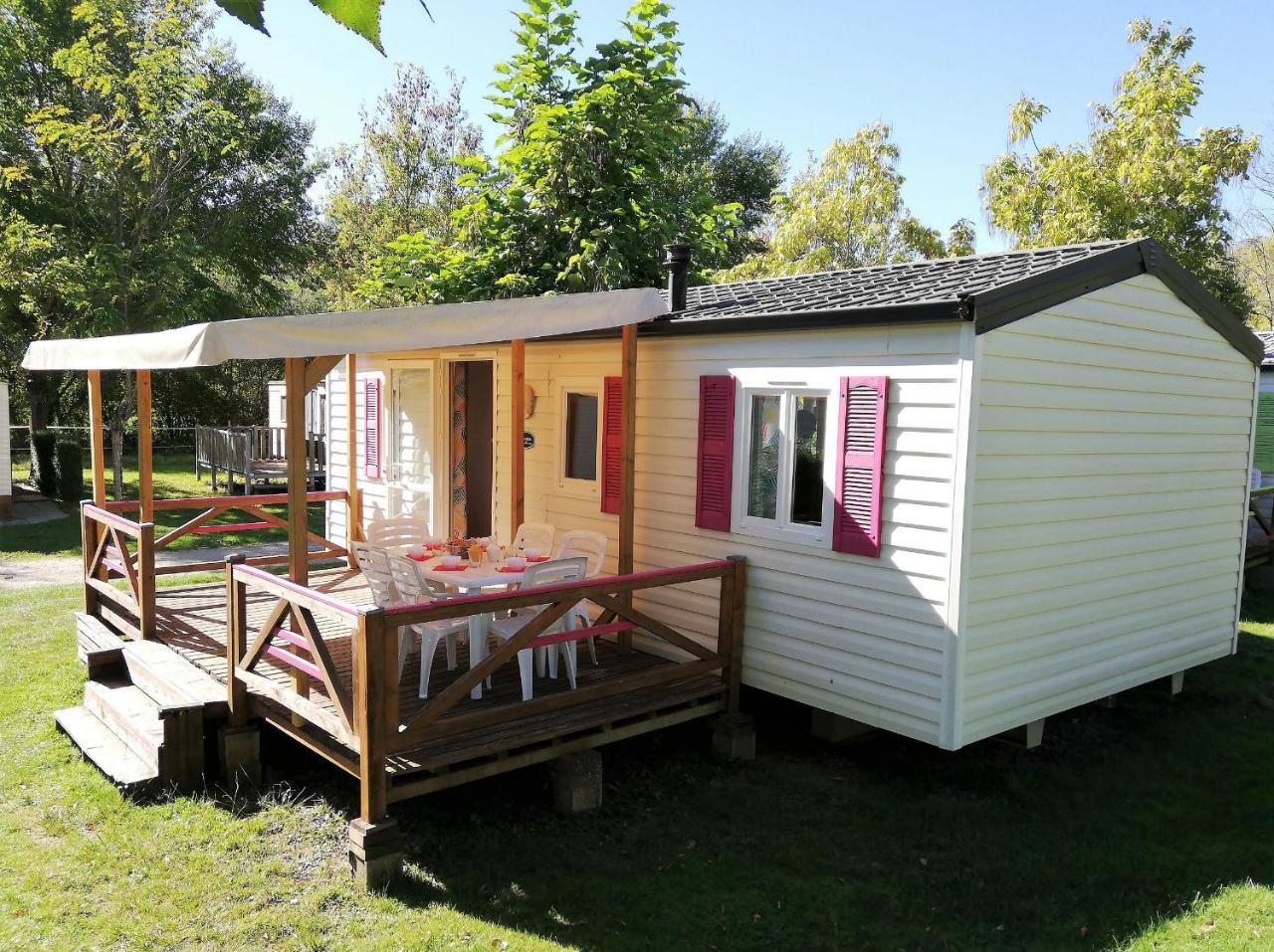 Camping 3 Etoiles - Piscine Chauffee - Vue Montagne Saint-Girons  Luaran gambar