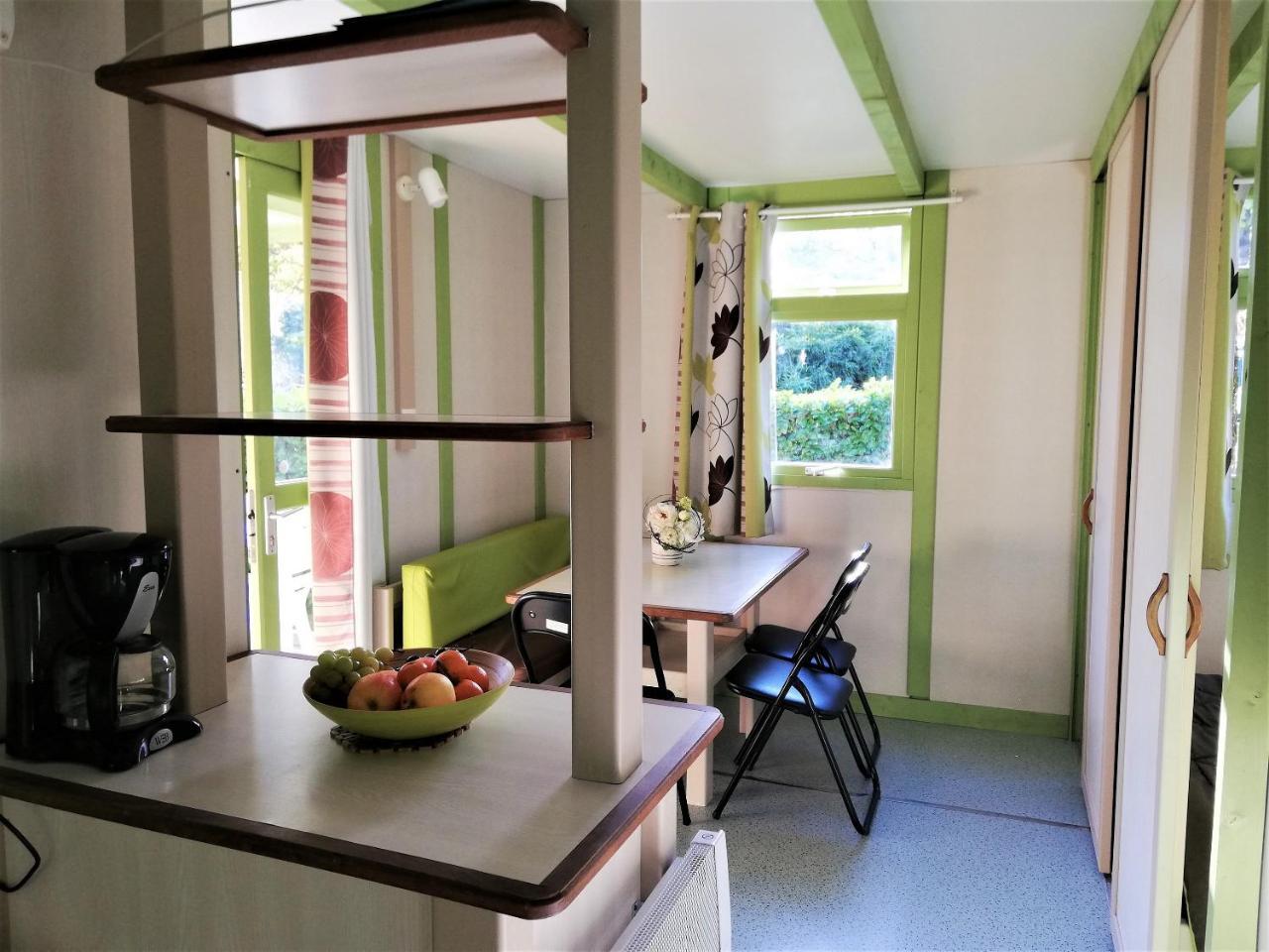 Camping 3 Etoiles - Piscine Chauffee - Vue Montagne Saint-Girons  Luaran gambar